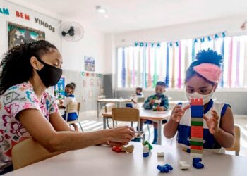 Brasil: cuatro de cada 10 alumnos no aprendieron a leer y escribir en 2021
