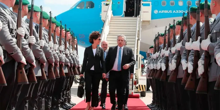 Alberto Fernández asegura que desplazará a los funcionarios que rechacen los nuevos cuadros tarifarios