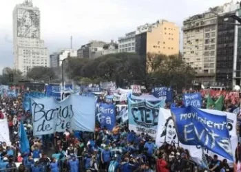 Movimientos sociales se movilizarán al Ministerio de Salud porteño