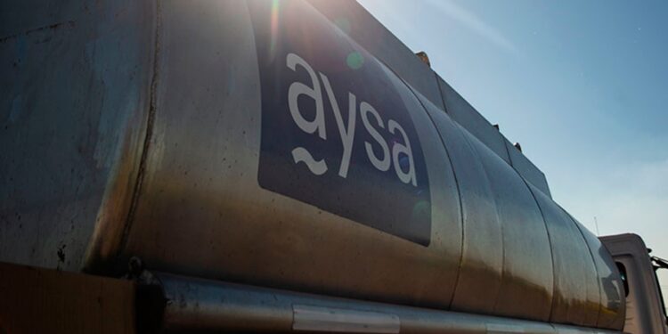 Oficializan los aumentos de AySA: serán del 20% en julio y 10% en octubre