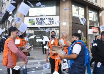 La CTA Autónoma realiza una asamblea en el Obelisco para reclamar el salario universal