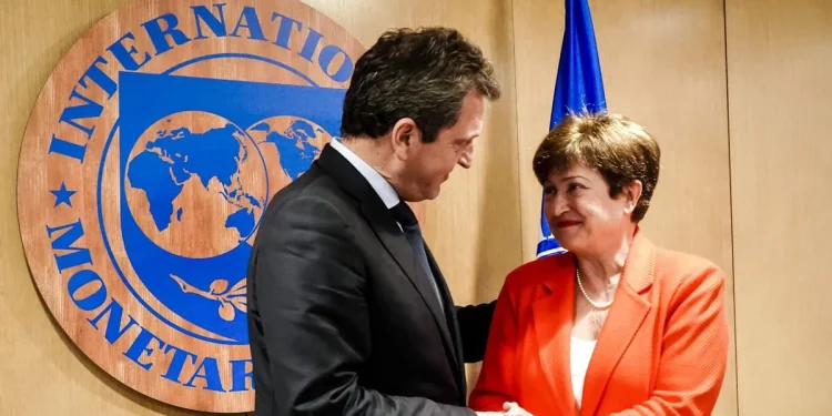 El mercado espera anuncios tras las negociaciones con el Fondo Monetario Internancional