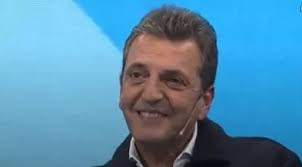 Massa anunciará mañana medidas para jubilados y pensionados