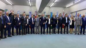 Intendentes del PJ ponen la lupa en los gobernadores para nacionalizar la campaña y sumar los votos que le faltan a Massa