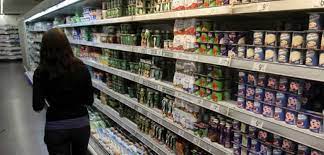 El Gobierno reforzó los operativos de control en supermercados para evitar góndolas vacías antes del balotaje