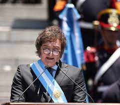 Los pelotazos en contra de Milei durante su primer mes en el gobierno