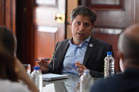 Axel Kicillof irá a la Justicia por la quita del Fondo de Fortalecimiento Fiscal que dispuso Javier Milei