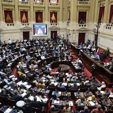 Los diputados de Córdoba presionan para incluir el Impuesto País en la discusión parlamentaria pero el Gobierno se resiste