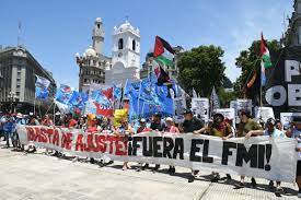 Los piqueteros unen fuerzas y prometen llevar 100 mil personas a Plaza de Mayo para protestar contra el gobierno de Milei