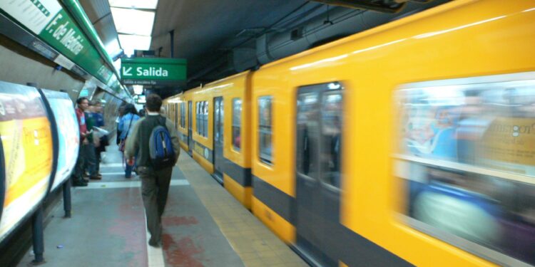 El Gobierno porteño anunció que la línea D del subte volverá a funcionar mañana