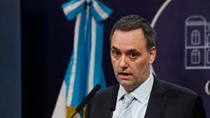 El gobierno nacional cerrará otros dos organismos públicos: despedirán a 900 empleados