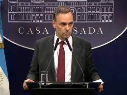 Adorni apuntó contra Kicillof y los gastos del gobierno bonaerense