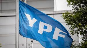 El Gobierno le debe a YPF U$S180.000 por los aviones que usaba CFK y la petrolera reclama otros $160 millones