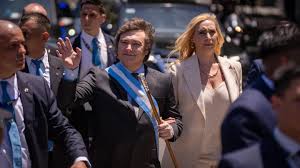 Un vínculo desgastado con Milei y Karina y malestar de otros ministros