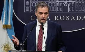 El Gobierno anunció que aplicará multas y sanciones a los gremialistas aeronáuticos por el paro en Aeroparque