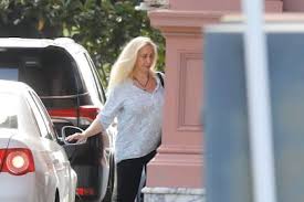 Con Karina Milei a la cabeza, el Gobierno recibe en la Casa Rosada a los diputados