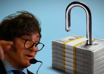 La brecha cambiaria se redujo al 20%, pero la falta de dólares complica la salida del cepo