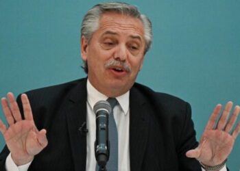 Causa de los Seguros: Alberto Fernández declarará ante el juez Ercolini