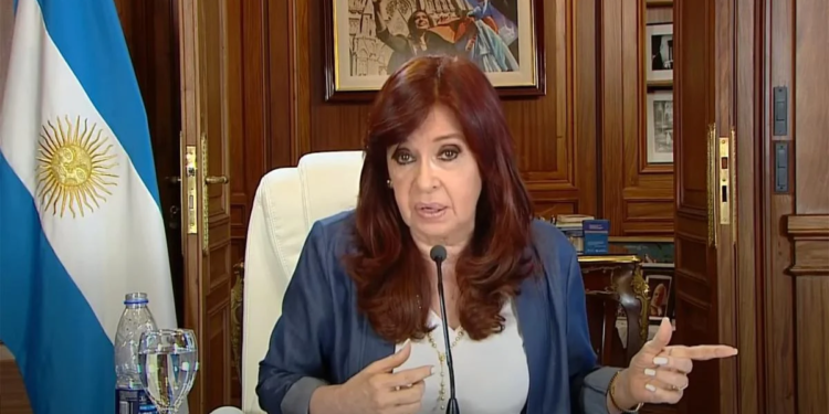 Cristina Kirchner fue condenada a seis años de prisión
