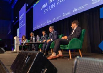 Orrego: “Veo una recuperación de la economía en el 2025 de la mano del agro, la minería y la industria”