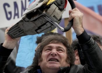 Milei recortó casi el 80% de los fondos discrecionales a las provincias