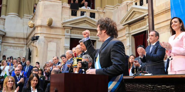 Reunión clave entre Milei y los diputados radicales por la eliminación de las PASO