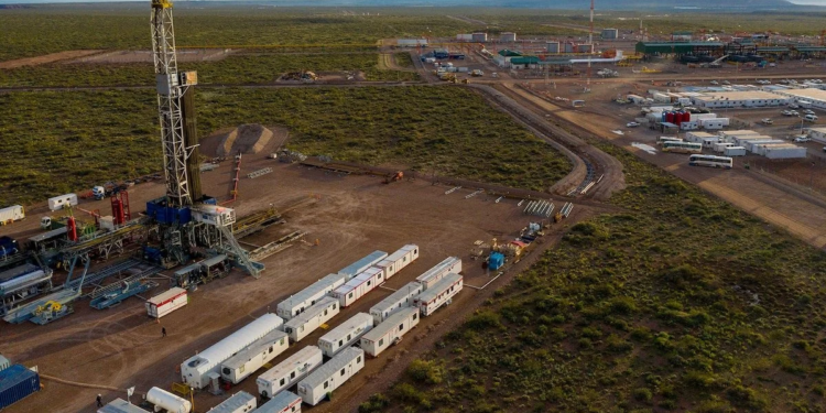 Techint invertirá 2 mil millones de dólares en Vaca Muerta