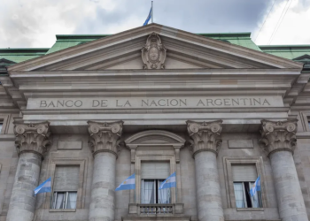 Fue suspendido el decreto de Milei que transforma el Banco Nación en Sociedad Anónima