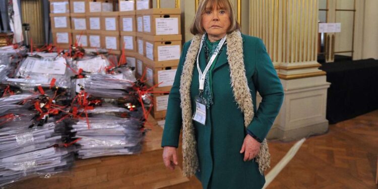 Caso $LIBRA: Remiten al juzgado de María Servini una denuncia presentada en el fuero penal económico