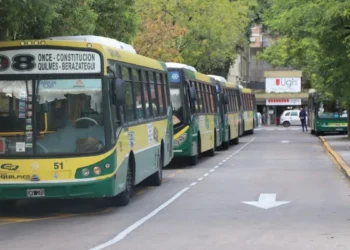 Colectivos: UTA anuncia paro firme contra Milei