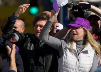 ANDIS: Audios comprometen a Karina Milei