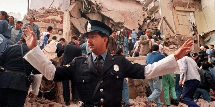 Confirman juicio en ausencia para iraníes en caso AMIA