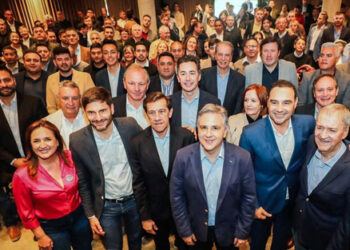 Discurso anti-Milei de Provincias Unidas.