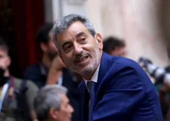 Crítica de Randazzo a Milei: “Inflación con hachazos es un camino errado”.