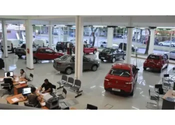 Impuesto interno: Mínimos más altos para autos, motos, embarcaciones