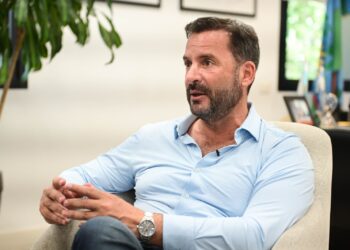 Sujarchuk, en modo irónico: “Espert plantea cárcel o bala para los ladrones, me pregunto cuál de las dos opciones usaría con Karina Milei”