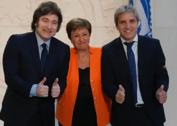 FMI: apoyo a Argentina, foco en reservas y respaldo.