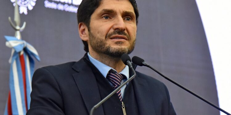 Despegue de Pullaro: alerta sobre el posible regreso K.