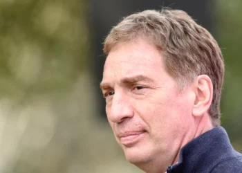 Santilli se reúne con Milei luego del éxito de La Libertad Avanza.