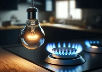 Aumento de tarifas: gas y luz, 3,8% en promedio.