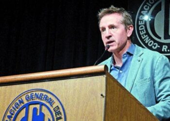 CGT no fue convocada y exige postergar reforma.