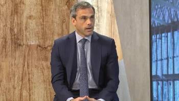 El exfuncionario Michel desafía el plan fiscal del Gobierno.