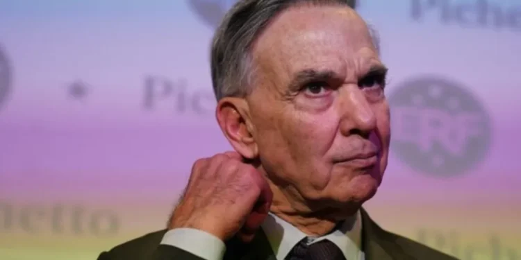 Fuerte cruce entre Pichetto y Galperín por el e-commerce.