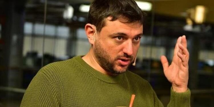 Grabois Cuestiona la Democracia