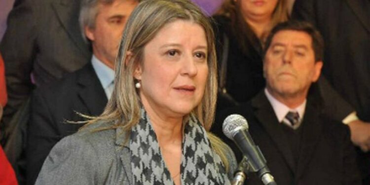 El dardo de Monteoliva a Grillo por los policías heridos.