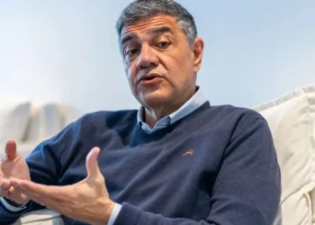 Reunión clave entre Santilli y Macri por fondos.