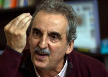 Sturzenegger, criticado por Moreno por los autos chinos.