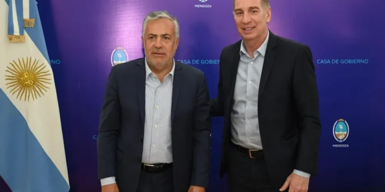 El ex vicejefe de Gobierno acelera su gira federal.