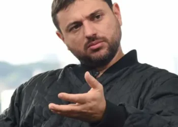 Cambios en la SIDE: Grabois cuestiona el rumbo de Milei.