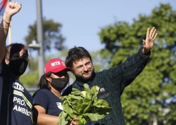 Grabois destaca la importancia de las cooperativas en el contexto de la pobreza